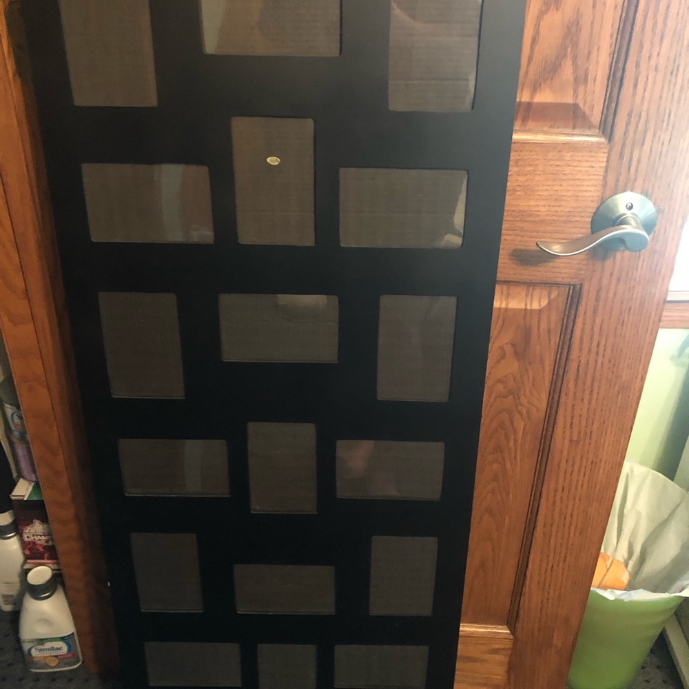 Wall picture frame